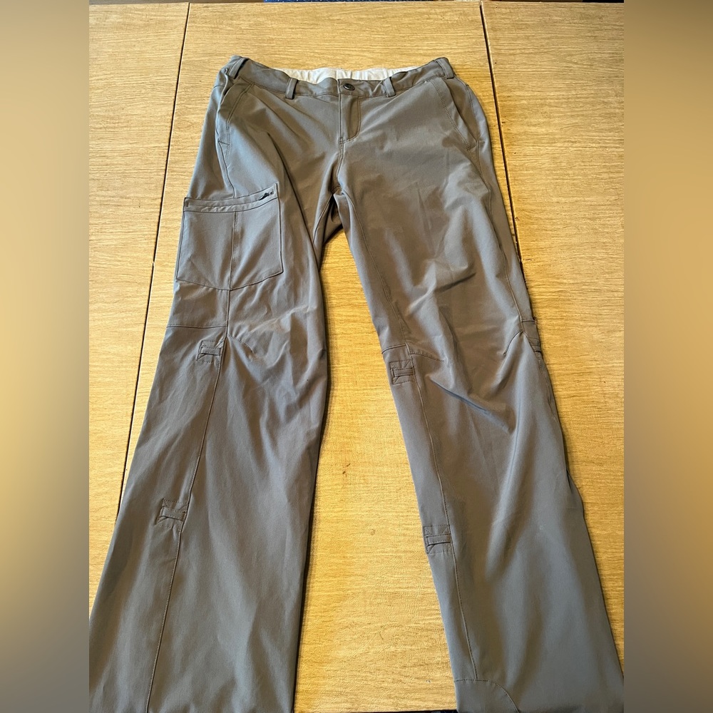REI olive green women’s hiking pants-size 4